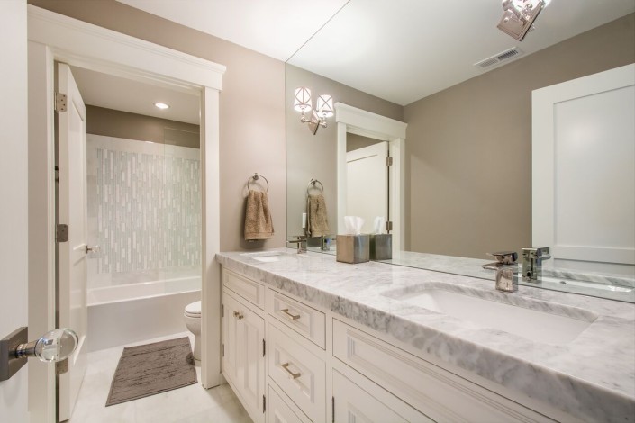 The Avenues - Salt Lake Custom Homes Interior Bathroom double sinks